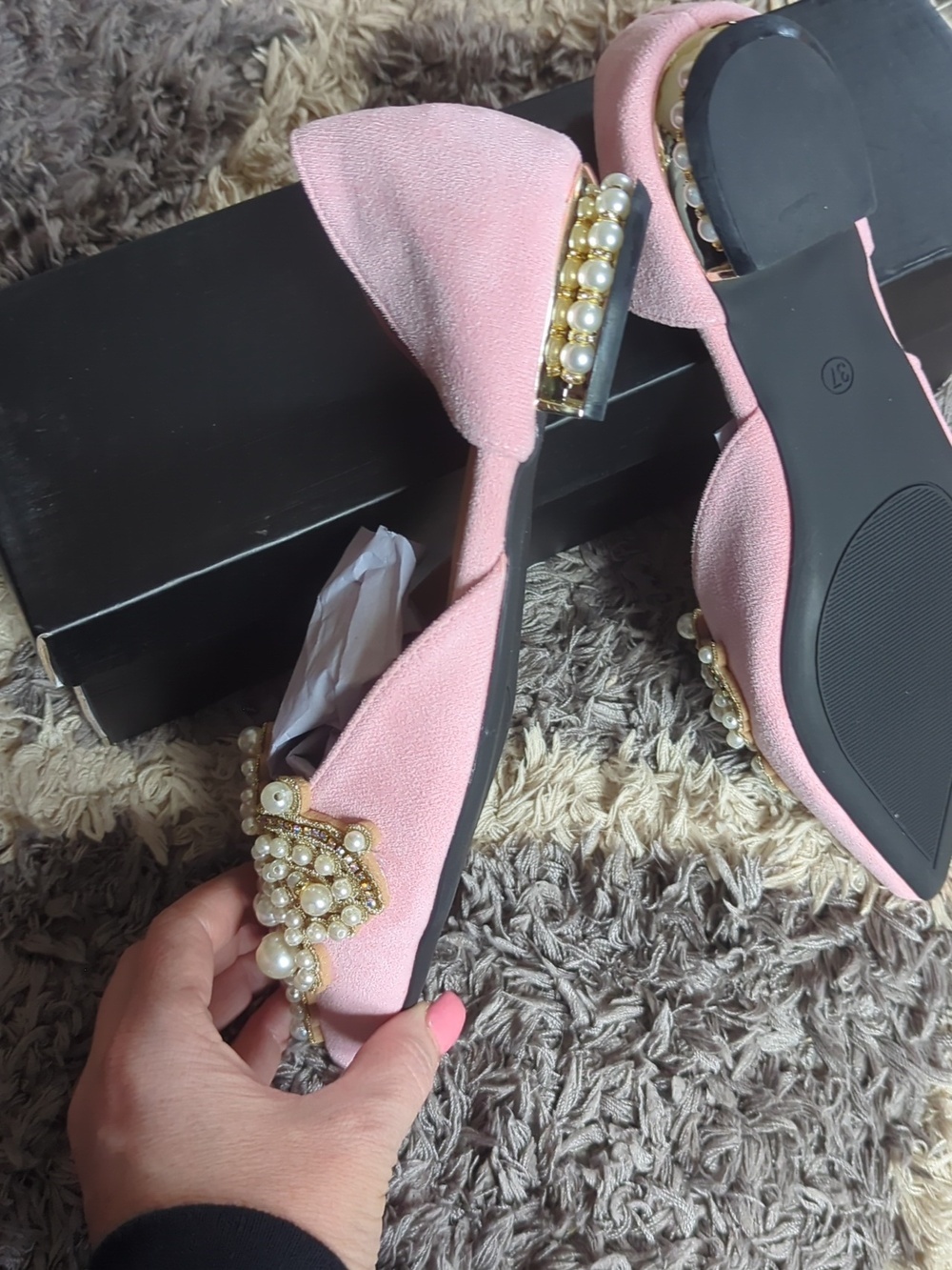 NIB Elegant Pink Pearl-Embellished D'Orsay Flats - Picture 3 of 4